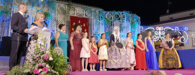 Pregón y coronación en la Algueña