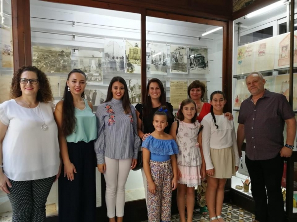 Asistencia a "La Tertulia"