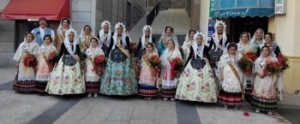 Ofrenda de flores y frutos en Monovar