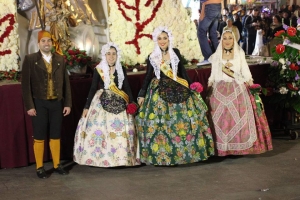 Ofrenda a la Mare de Déu del Lluch en Alzira