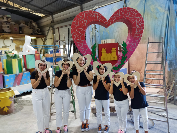 Visita al taller fallero