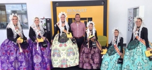 Recogida Vehículos Oficiales Casa Renault de Elda - Jueves de Plantá Fallas de Elda 2014