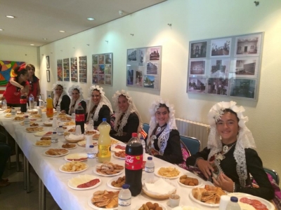 Conmemoración 40º Aniversario Falla Huerta Nueva y Crema Falla Geriátrico &quot;El Catí&quot; - Fiestas de Fallas 2015